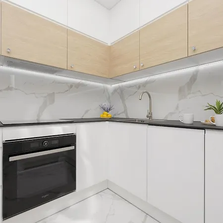 Luxurious Grey With Sauna, Gym And Parking By Renters