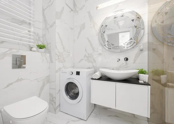 Luxurious Grey With Sauna, Gym And Parking By Renters *