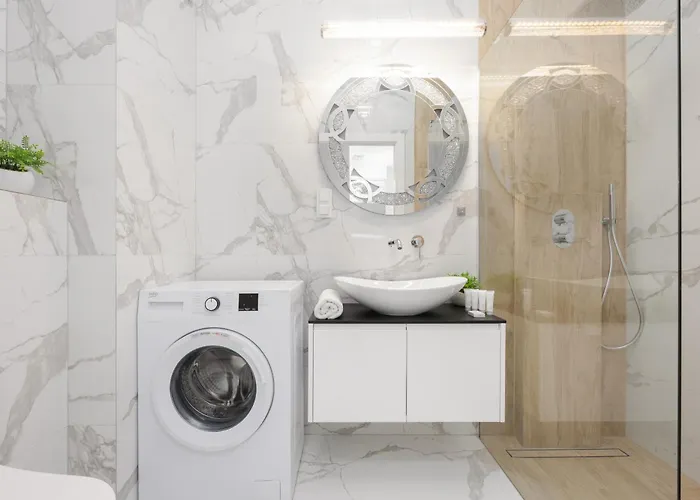 Luxurious Grey With Sauna, Gym And Parking By Renters Apartmán *